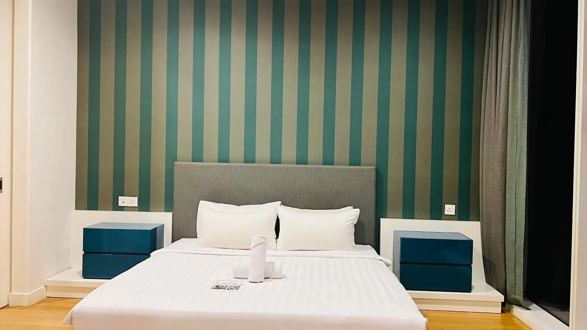 Platinum Suites By Penguinhome Kuala Lumpur 0*,